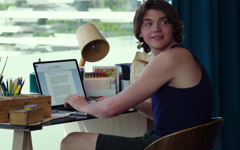 Apple MacBook Laptop Used by Joel Courtney in The Kissing Booth (1)