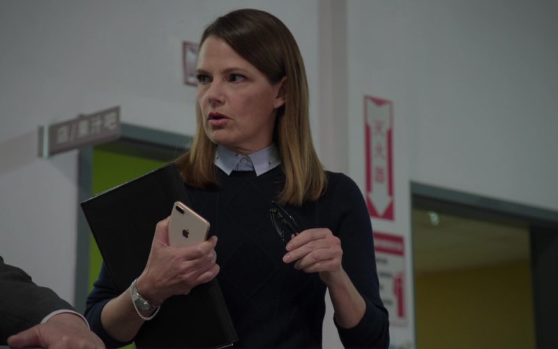 Apple iPhone Used by Suzanne Cryer in Silicon Valley (1)