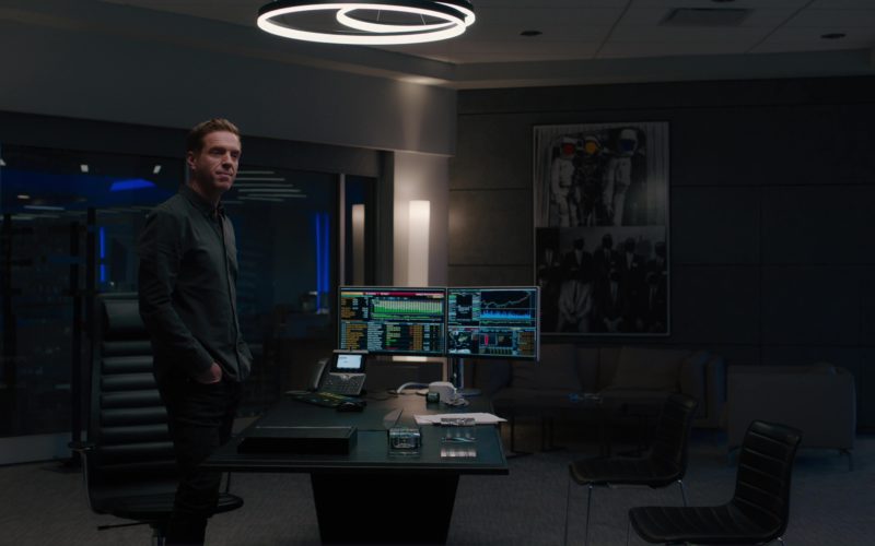 Cisco Phone and Bloomberg Terminals Used by Damian Lewis in Billions (1)