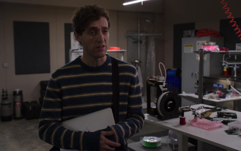 MacBook Air Laptop Used by Thomas Middleditch in Silicon Valley (1)