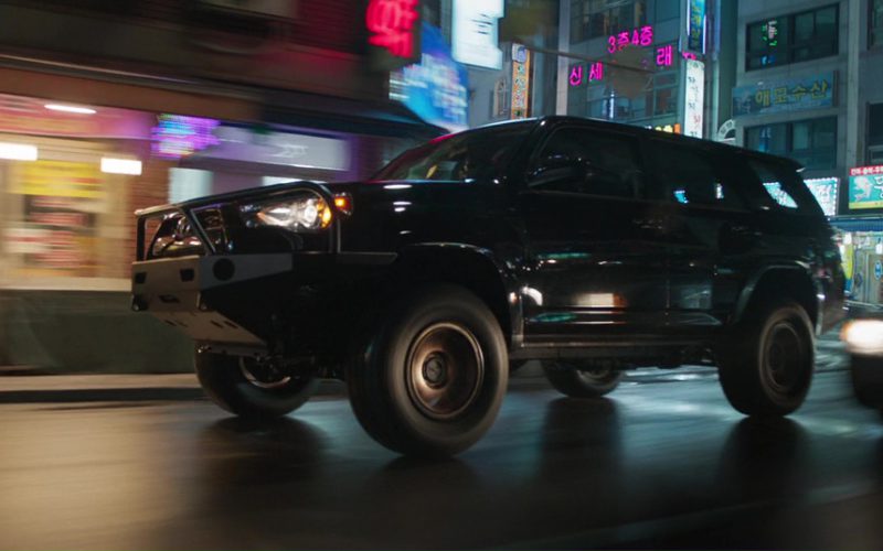 Toyota 4Runner Suvs in Black Panther (7)