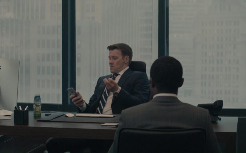 Apple iMac Computer and iPhone Smartphone Used by Joel Edgerton in Gringo