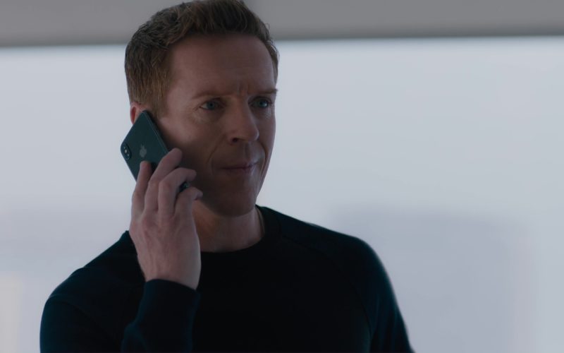 Apple iPhone X Used by Damian Lewis in Billions (2)