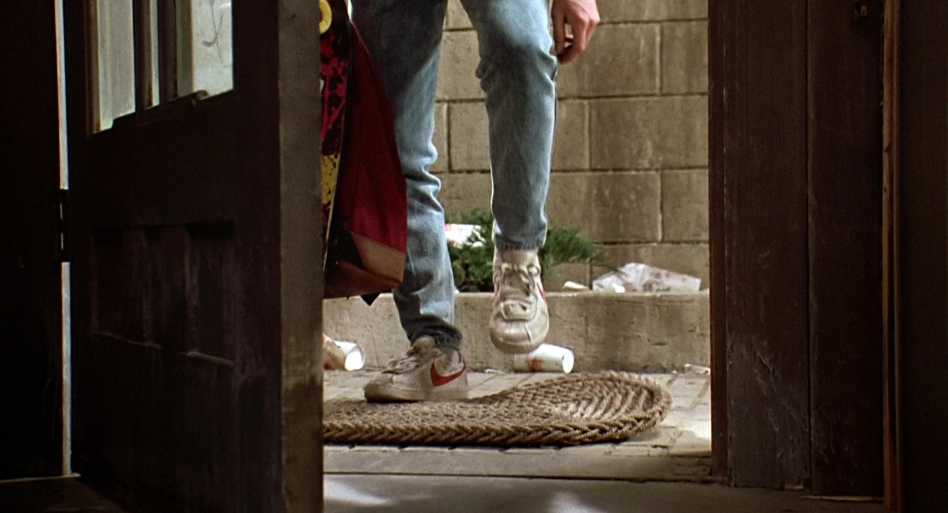 Supone Sequía Labe Nike Sneakers Worn By Michael J. Fox (Marty McFly) In Back To The Future ( 1985)