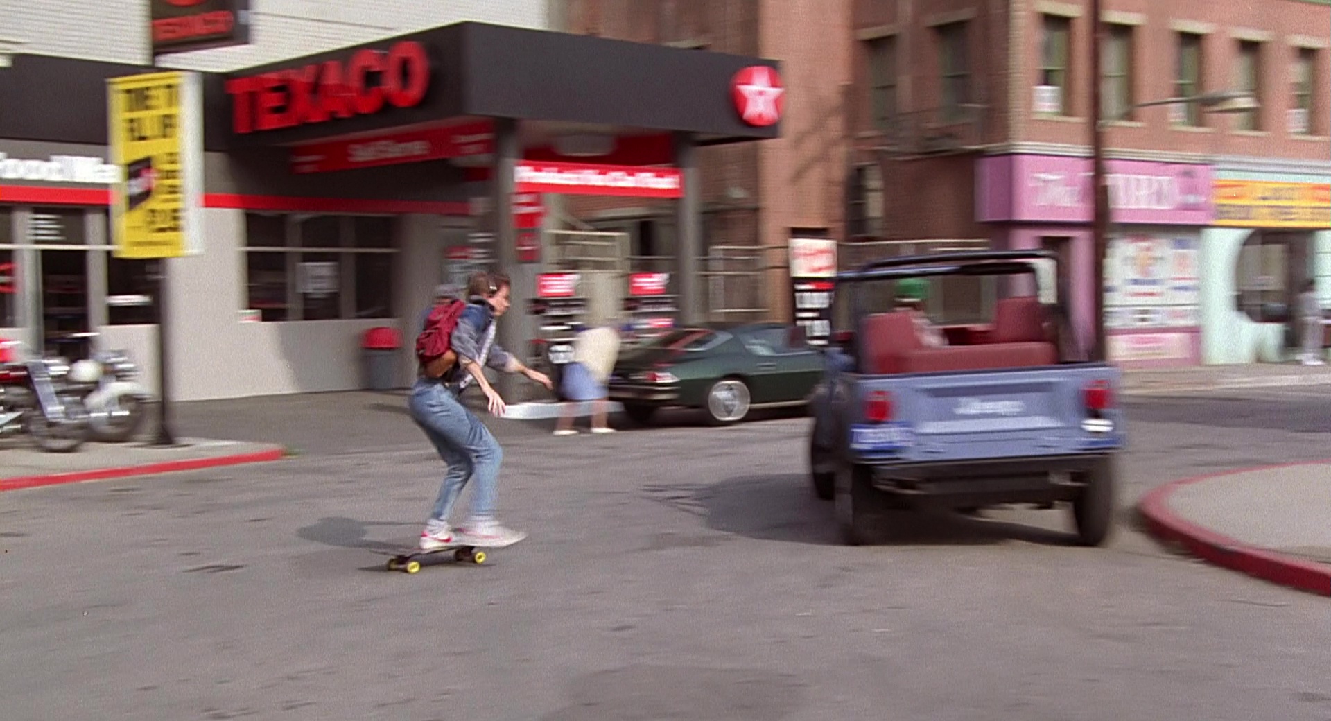 Texaco Gas Station In Back To The Future (1985)