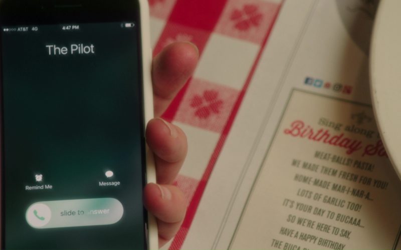 AT&T and iPhone Used by Diane Keaton in Book Club (1)