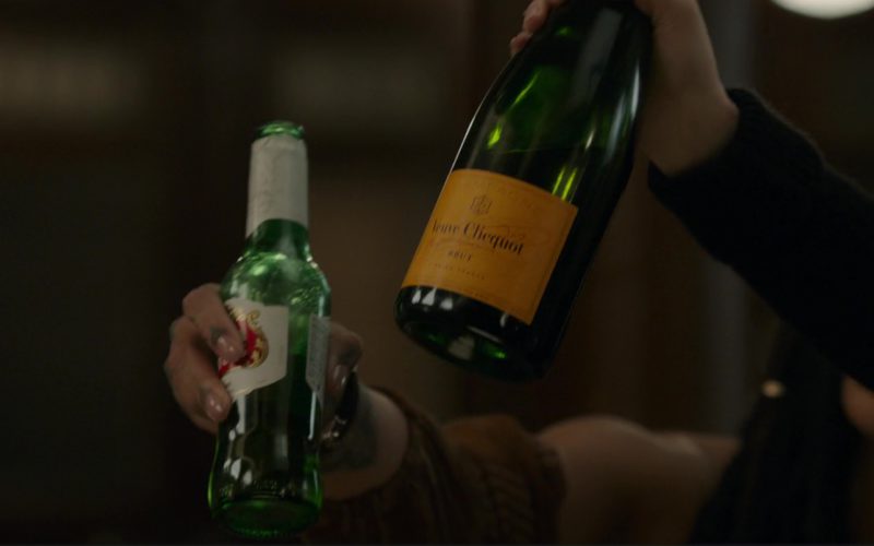 Veuve Clicquot Champagne and Stella Artois Beer in Ocean’s 8 (2018)
