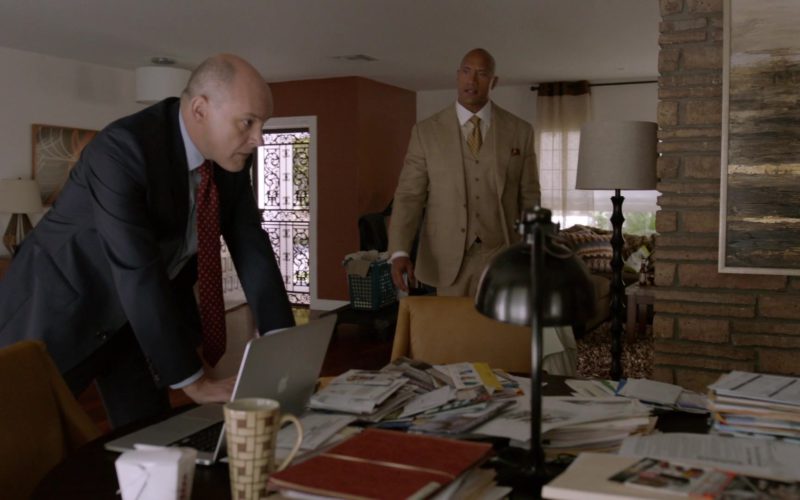 Apple MacBook Pro Laptop Used by Rob Corddry in Ballers