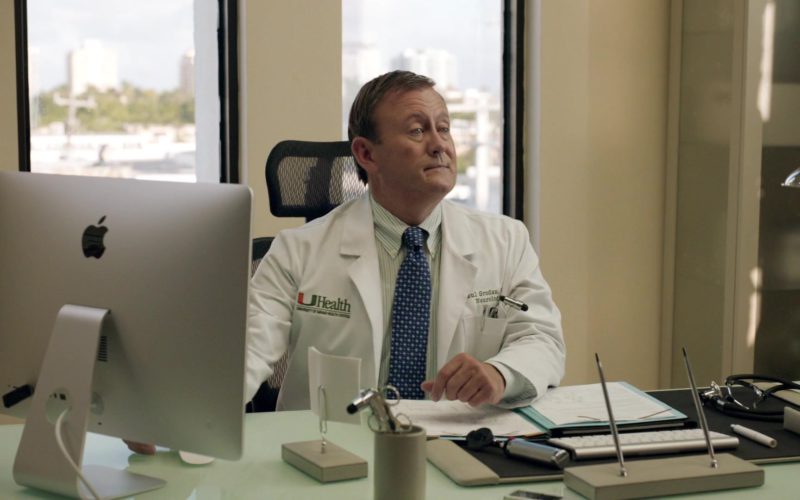Apple iMac Computer Used by Doctor in Ballers (1)