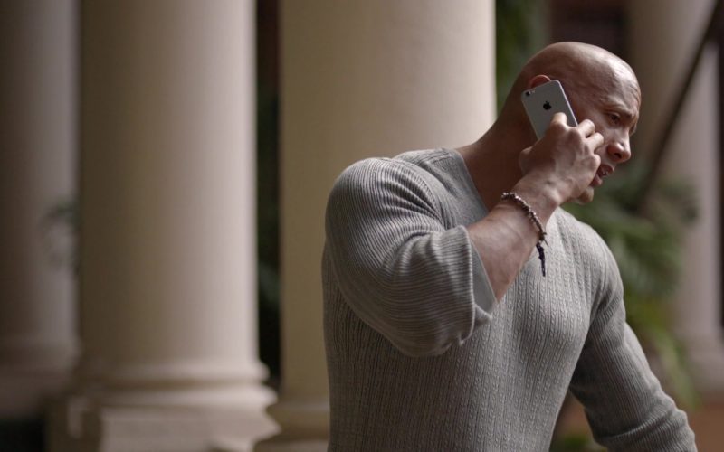 Apple iPhone Used by Dwayne Johnson in Ballers (1)