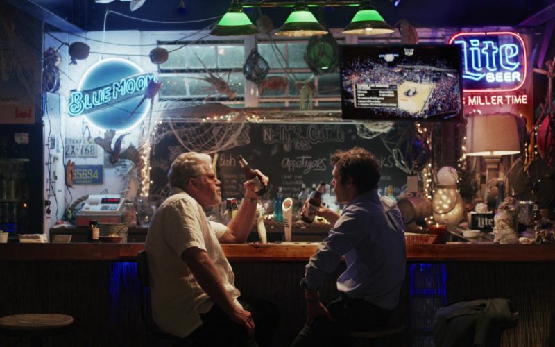 Blue Moon and Miller Lite Neon Signs in StartUp (1)