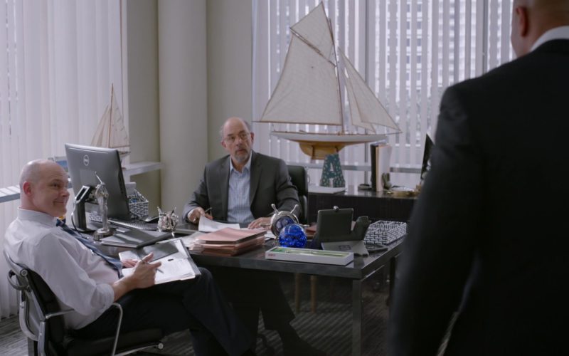 Dell Computer and Cisco Phone in Ballers