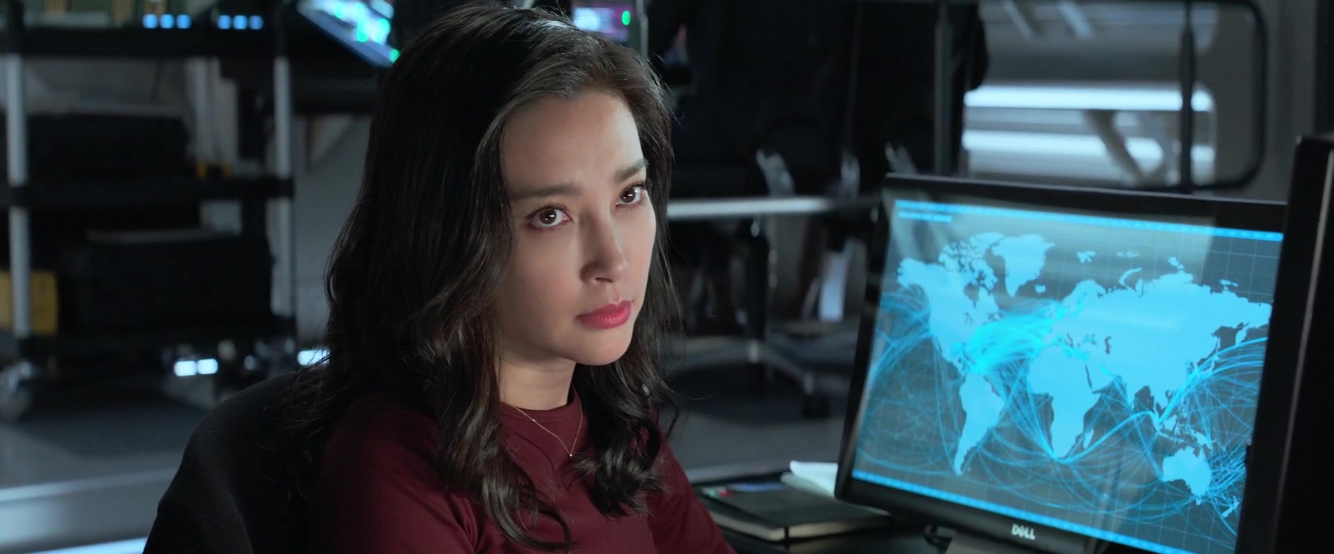 Dell Monitor Used By Li Bingbing In The Meg (2018)