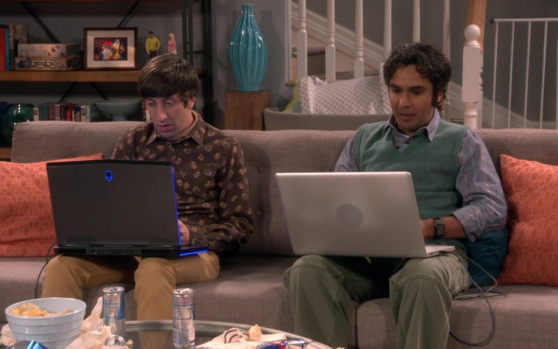 Alienware Laptop Used by Simon Helberg (Howard Wolowitz) in The Big Bang Theory (1)