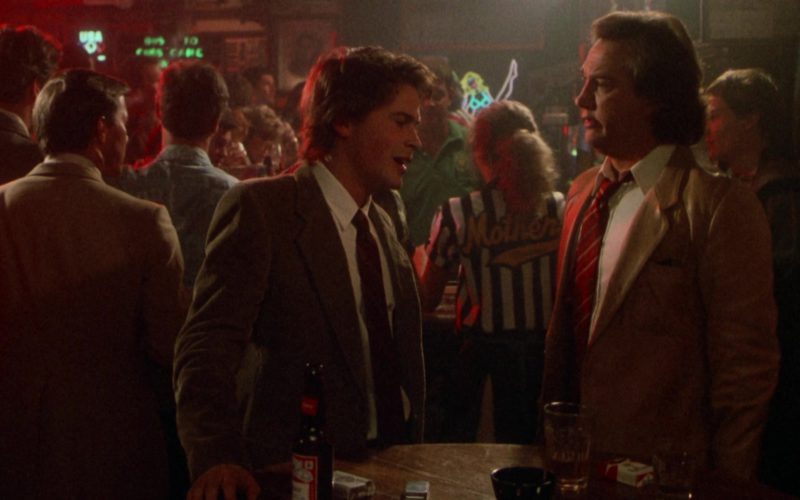 Budweiser Beer Drunk by Rob Lowe in About Last Night (1)