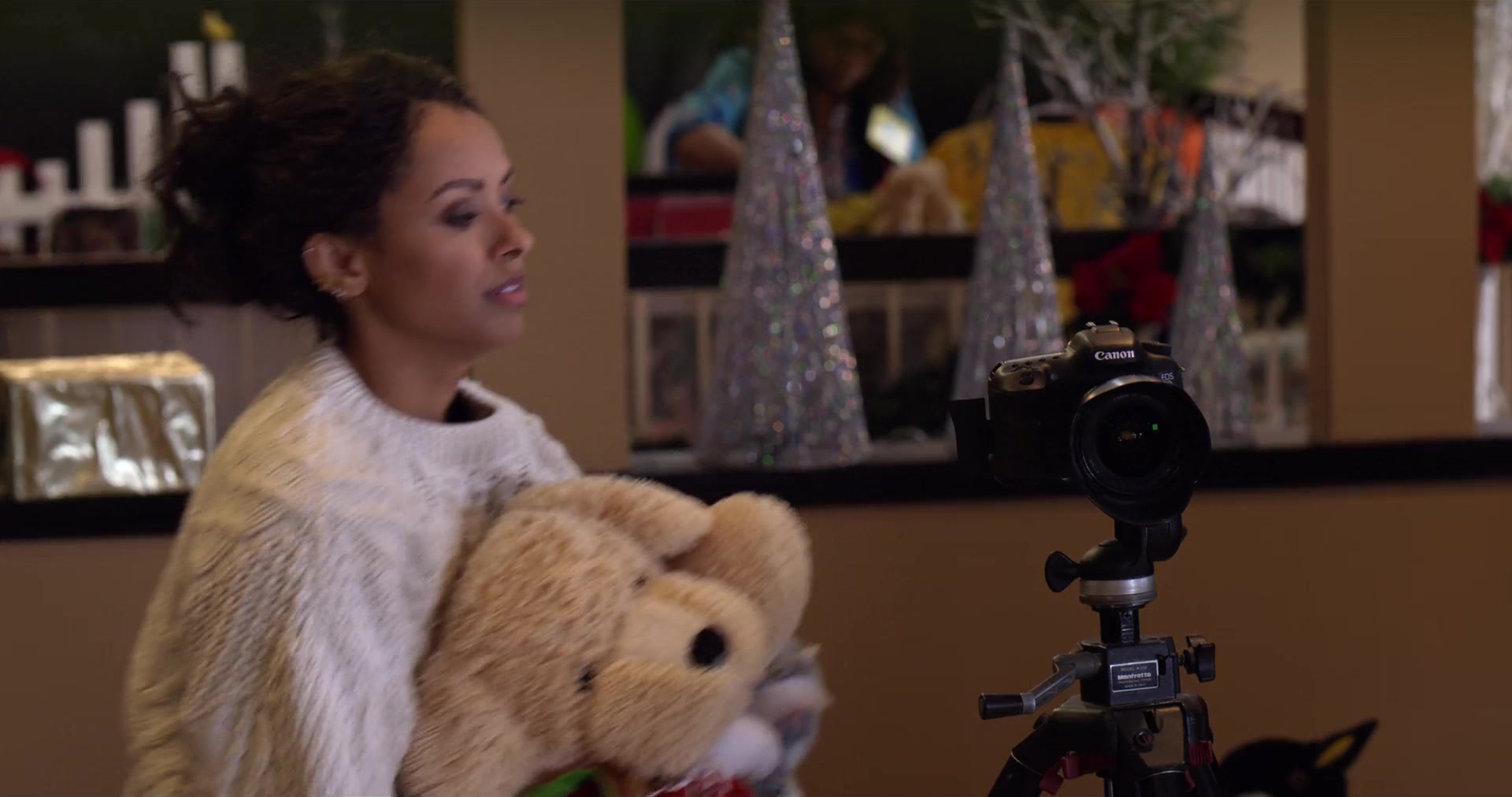 Canon 77D EOS DSLR Camera Used By Kat Graham In The Holiday Calendar (2018)