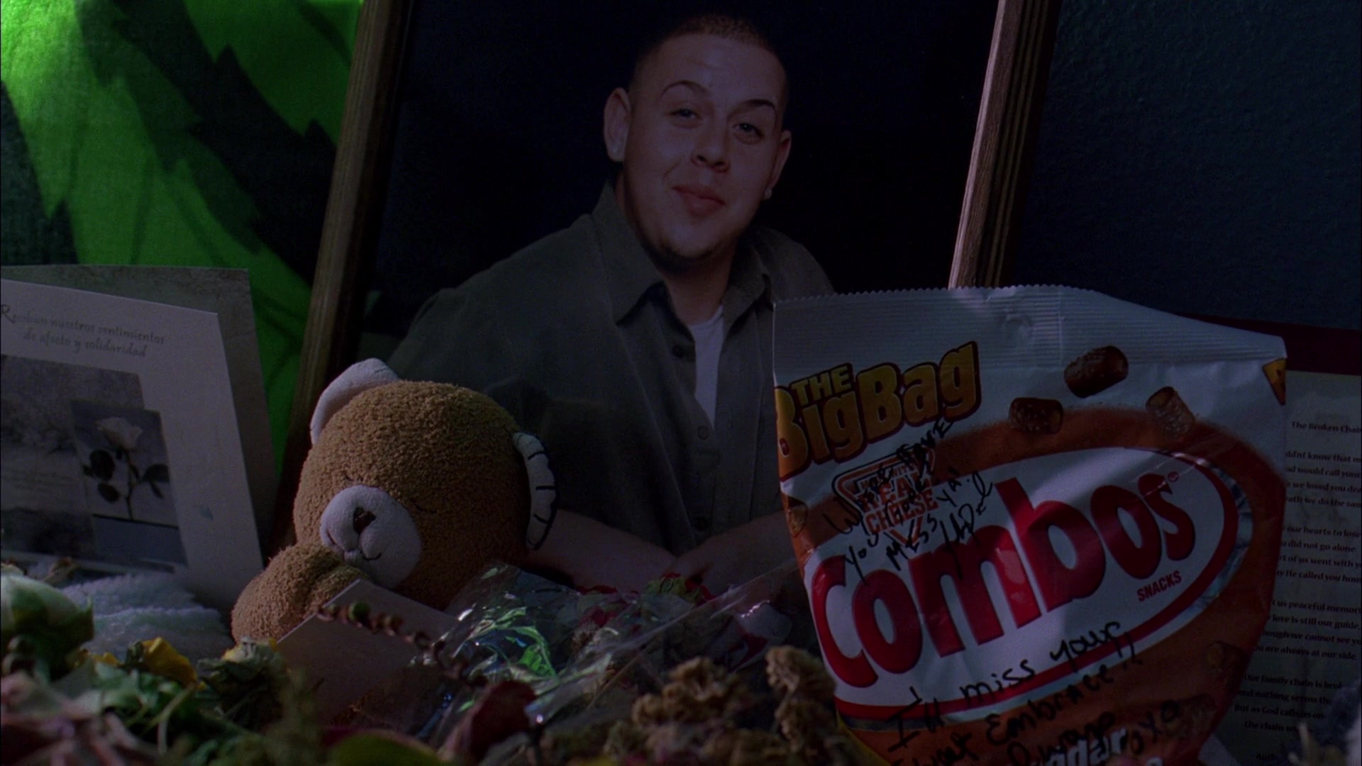Combos Baked Snacks In Breaking Bad Season 3 Episode 5: Mas (2010)