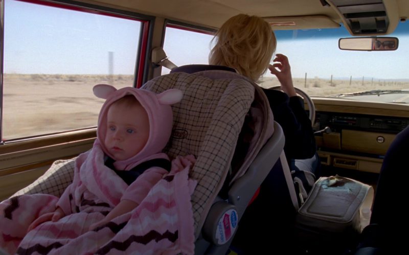 Evenflo Baby Car Seat in Breaking Bad Season 4 Episode 6 (1)