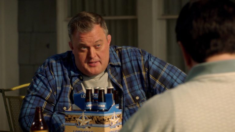 Lone Star Light Beer Bottles In Young Sheldon Season 2 Episode 8: An 8 ...