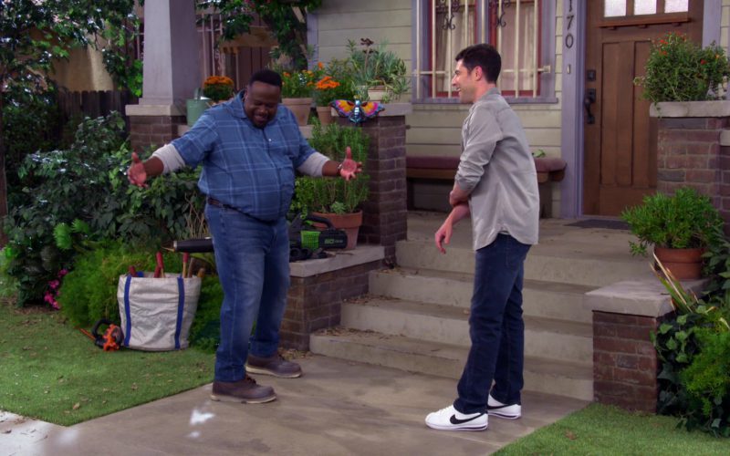 Nike White Shoes Worn by Max Greenfield (Dave Johnson) in The Neighborhood (7)