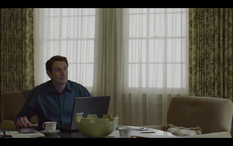 Samsung Laptop Used by Derek Cecil in House of Cards Season 6 Episode 2 Chapter 67 (1)