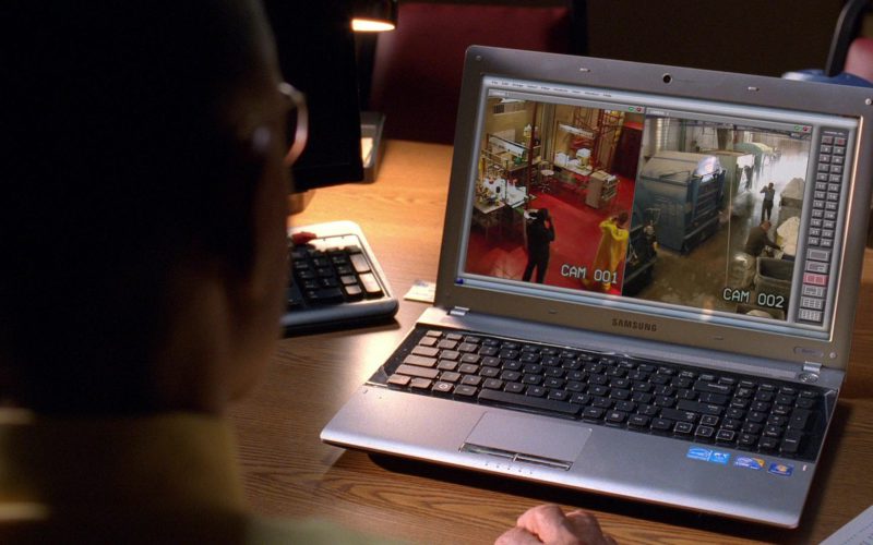 Samsung Laptop Used by Giancarlo Esposito (Gus Fring) in Breaking Bad (1)