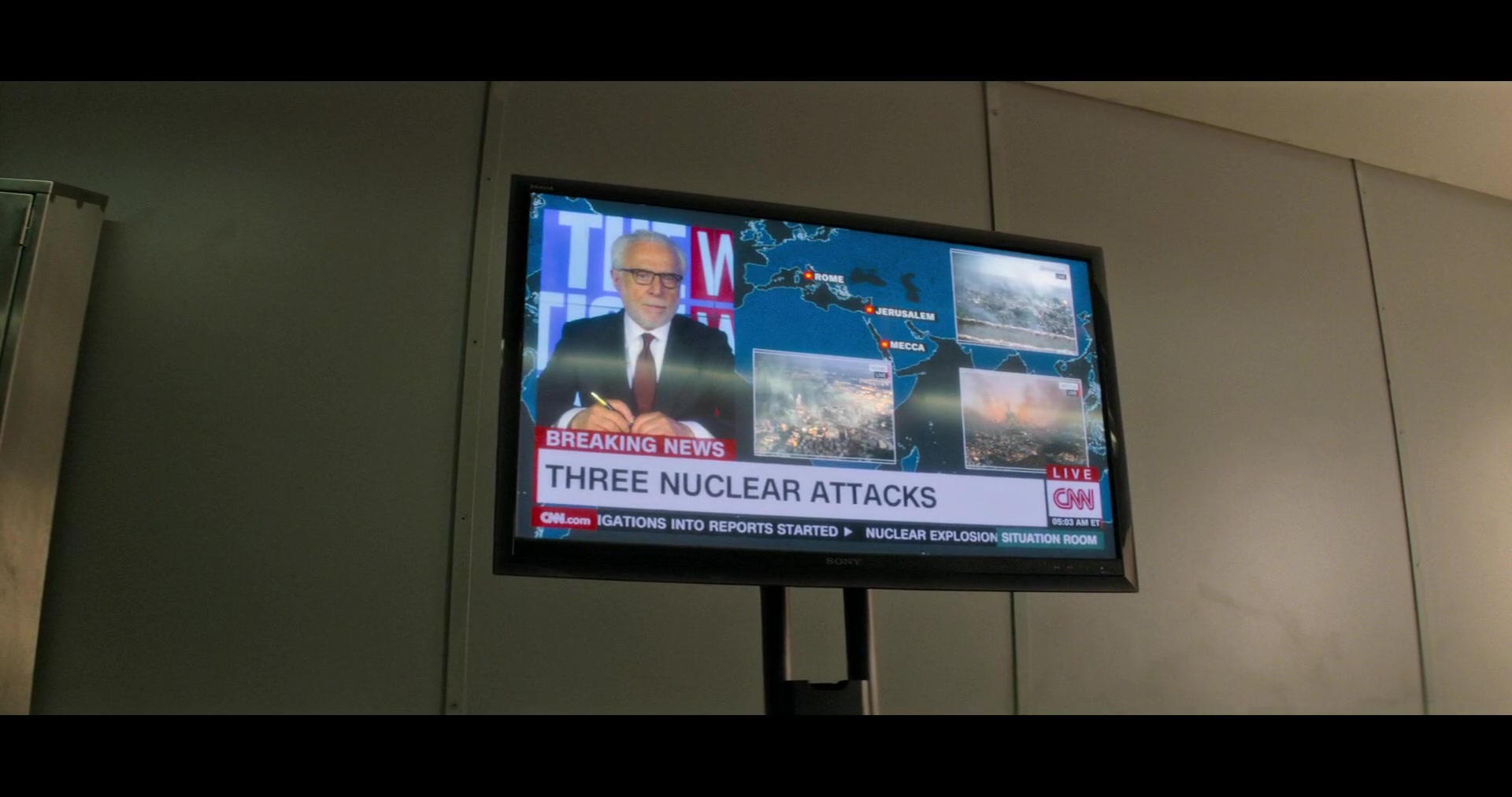 Sony Tv And Cnn Television Channel In Mission: Impossible – Fallout (2018)