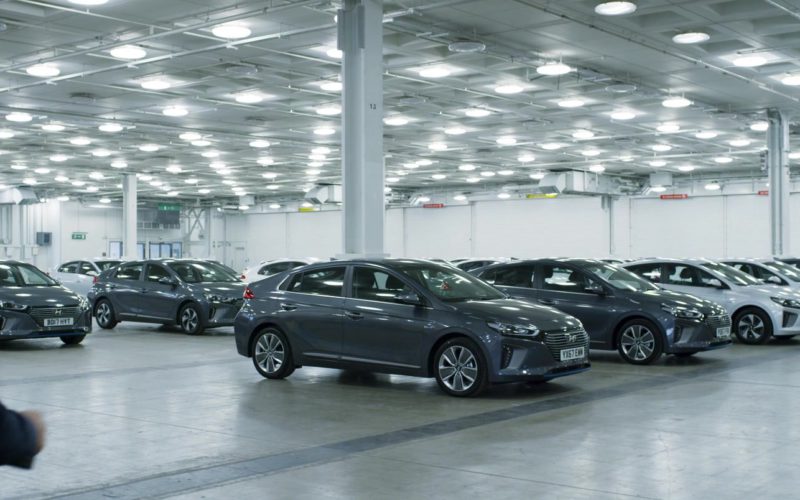 Hyundai Ioniq Cars in Johnny English Strikes Again (1)