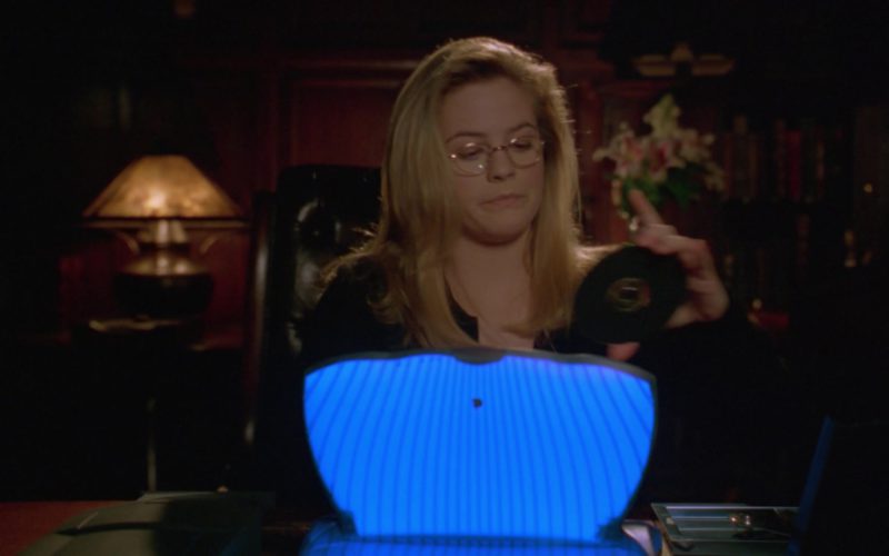Apple eMate 300 Laptop Used by Alicia Silverstone in Batman & Robin (1)