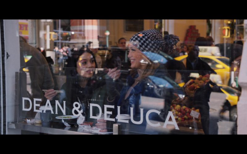 Dean & DeLuca Grocery Store in Second Act (1)