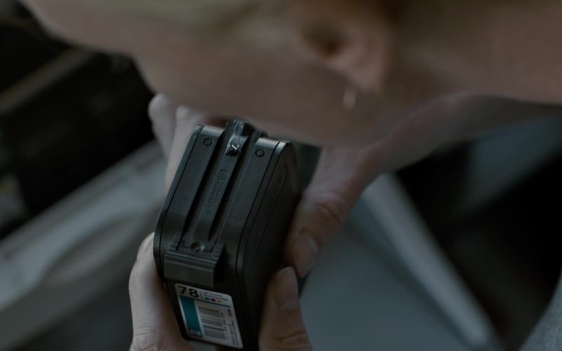 HP Printer Ink Cartridge Held by Charlize Theron in Young Adult