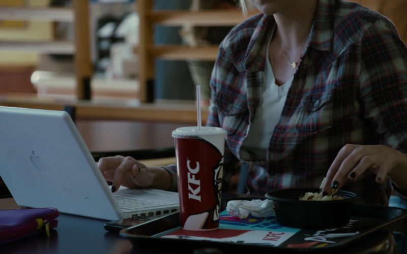 KFC and Apple MacBook Notebook in Young Adult (1)