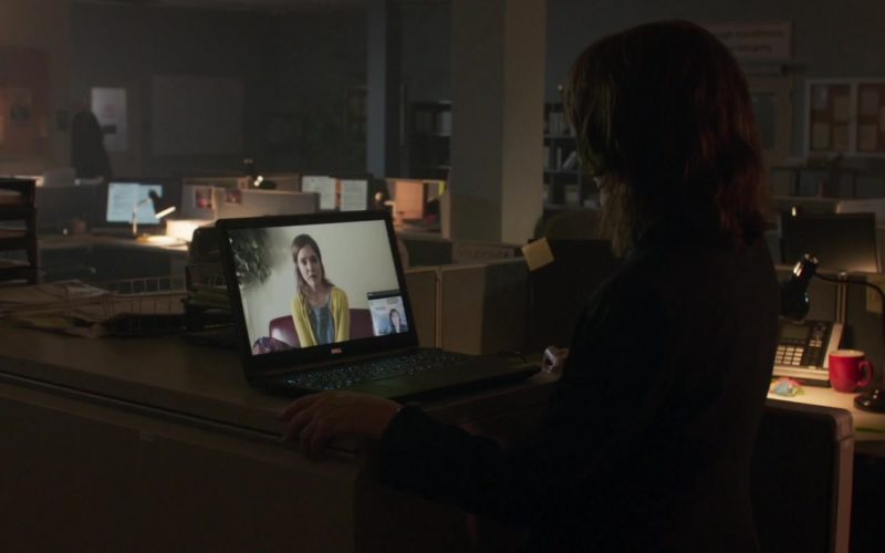 Dell Laptop Used by Patricia Clarkson in Out of Blue (4)