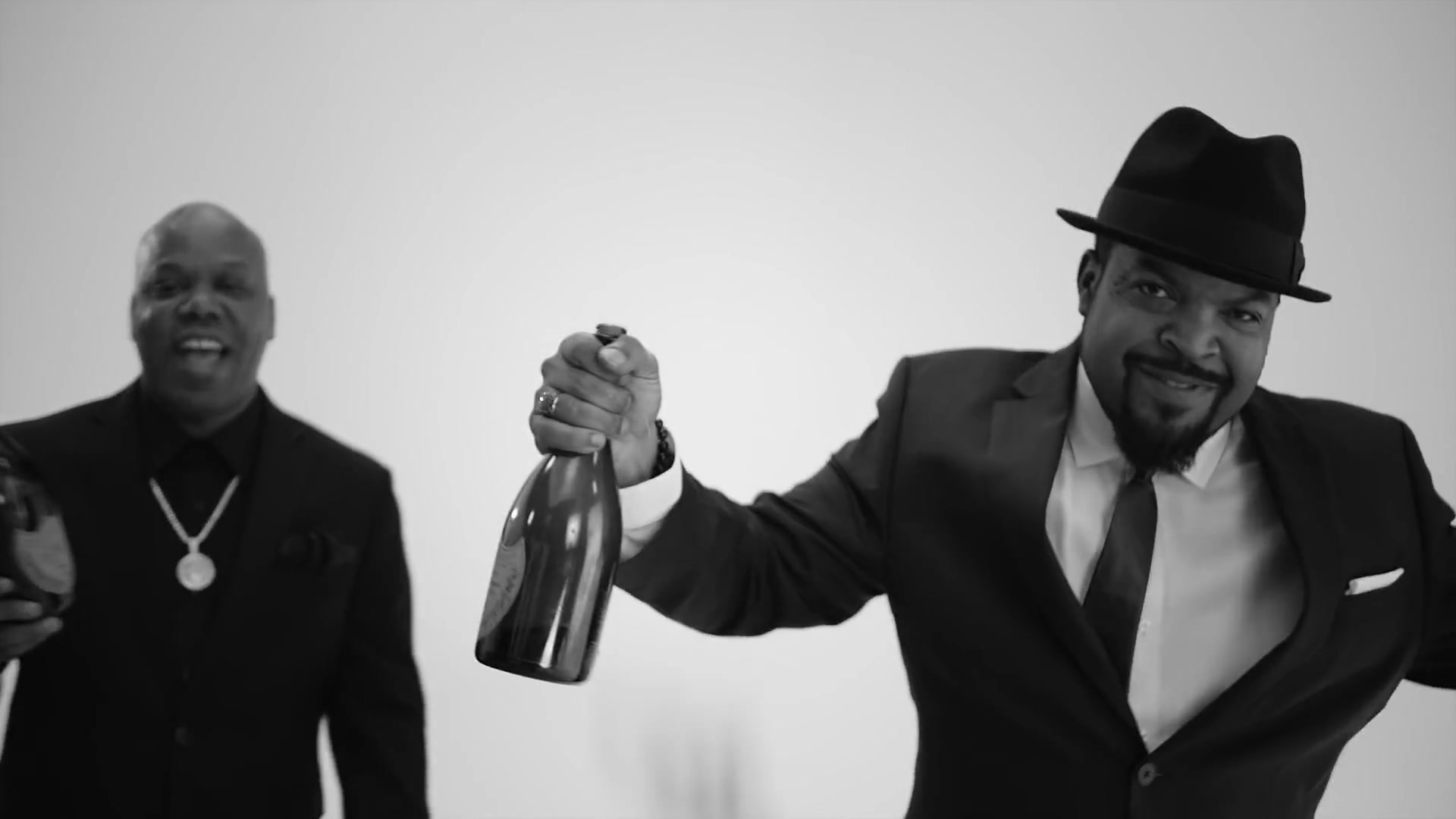 Ice cube feat. Ice Cube Champagne. Ice Cube клипы. Ain't got no Haters Ice Cube. Warren g ft Ice Cube.