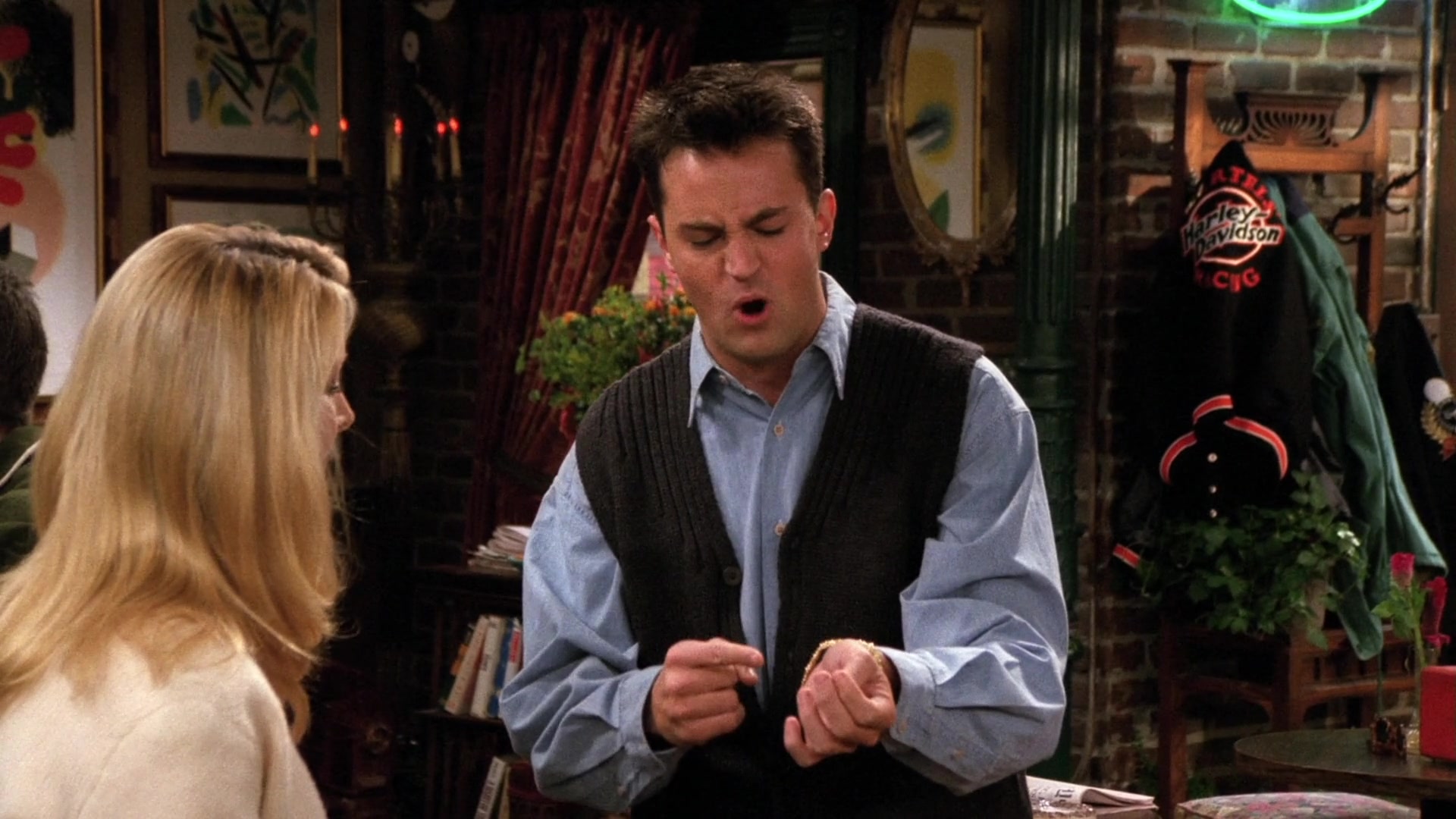 Harley-Davidson Jacket In Friends Season 6 Episode 20 “The One With Mac ...