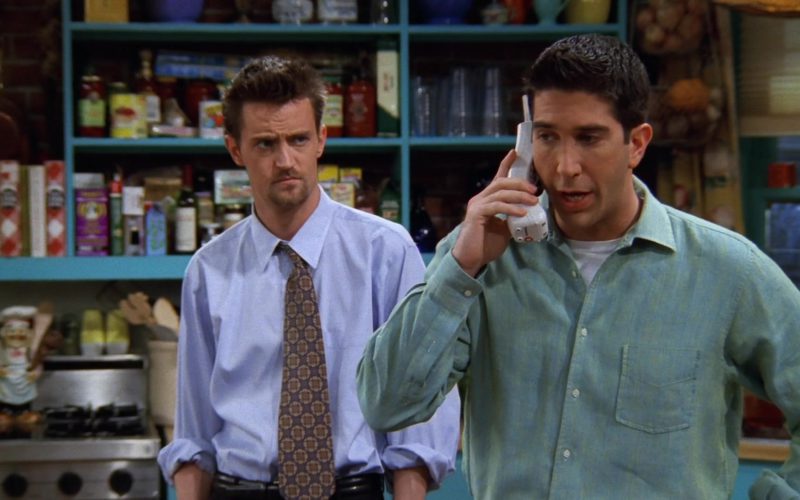 Lucent Telephone Used by David Schwimmer (Ross Geller) in Friends Season 3 Episode 24 (1)