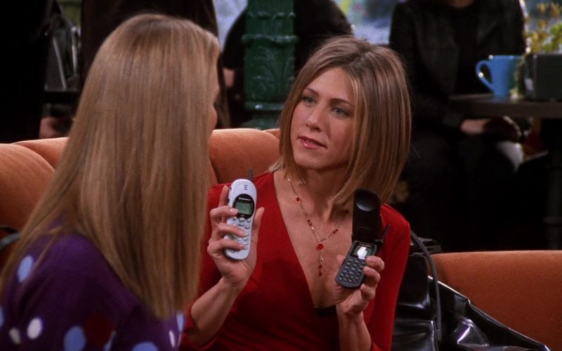 Motorola Cell Phones Held by Jennifer Aniston (Rachel Green) in Friends Season 7 Episode 15