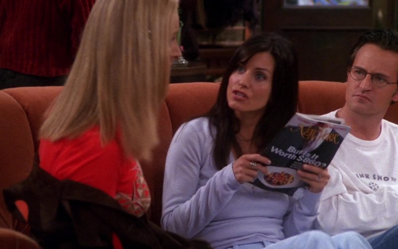 New York Magazine Held by Courteney Cox (Monica Geller) in Friends Season 7 Episode 3