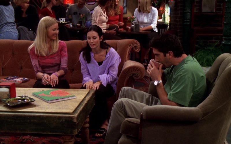 Nike Slippers Worn by Courteney Cox (Monica Geller) in Friends Season 6 Episode 2 (1)