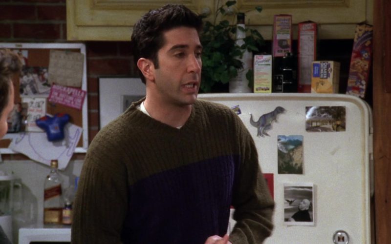 Quaker Oatmeal Squares Cereal in Friends Season 4 Episode 19 (1)