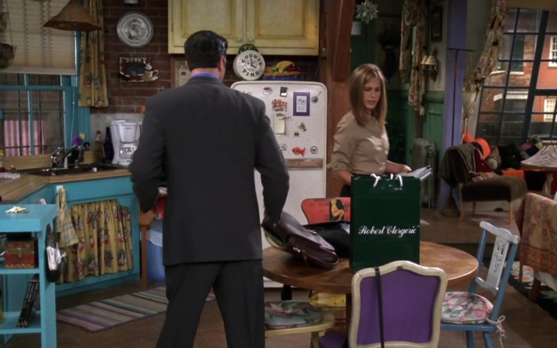 Robert Clergerie Green Paper Bag in Friends Season 4 Episode 2