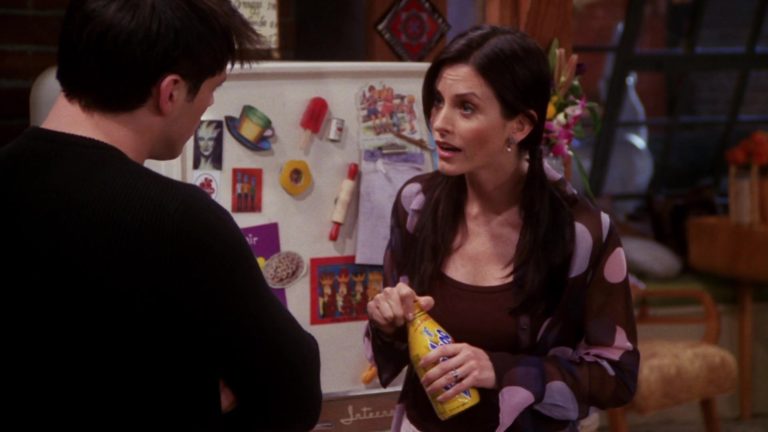 Yoo-hoo Chocolate Drink Held By Courteney Cox (Monica Geller) In ...