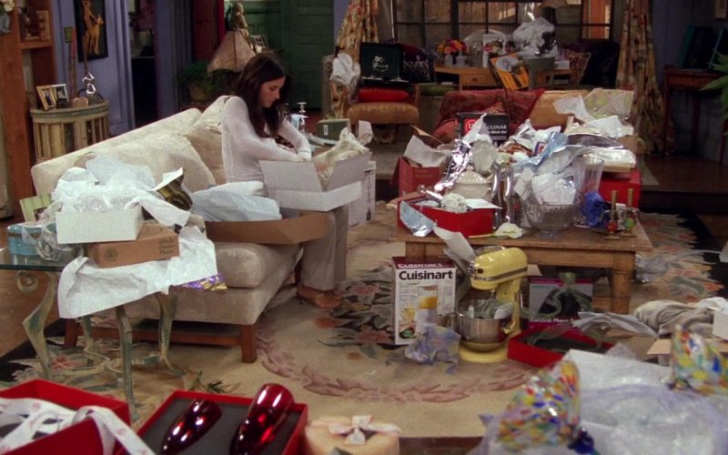 Cuisinart Blender in Friends Season 8 Episode 2