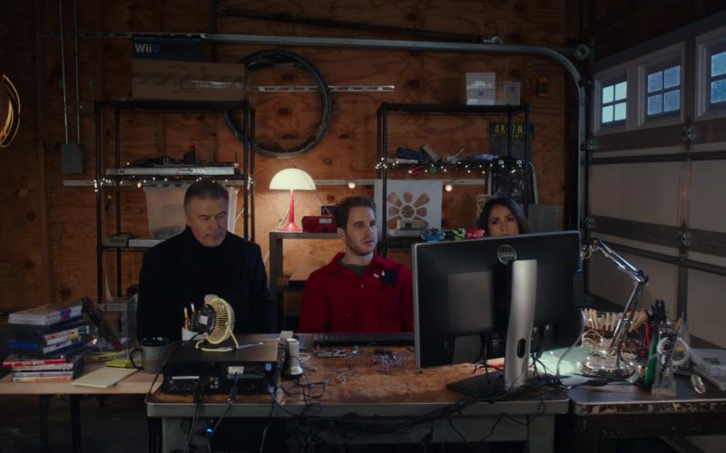 Dell All-In-One PC Used by Ben Platt, Alec Baldwin and Salma Hayek in Drunk Parents (1)