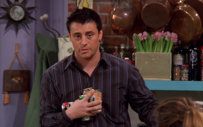 Hansen’s Soda Cans Held by Matt LeBlanc (Joey Tribbiani) in Friends Season 9 Episode 15