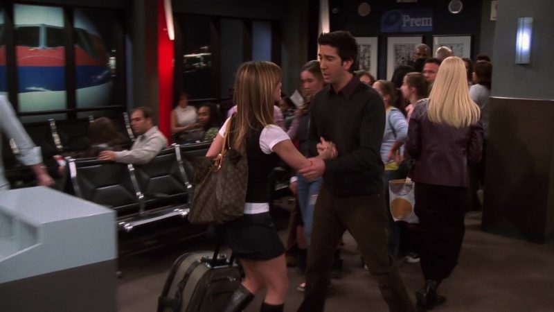 Louis Vuitton Handbag Used by Jennifer Aniston (Rachel Green) in Friends Season 10 Episode 18 ...