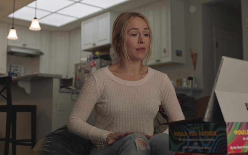 Microsoft Surface Tablet Used by Sarah Goldberg in Barry – Season 2, Episode 4