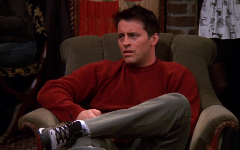 Nike Sneakers Worn by Matt LeBlanc (Joey Tribbiani) in Friends Season 8 Episode 8 (1)