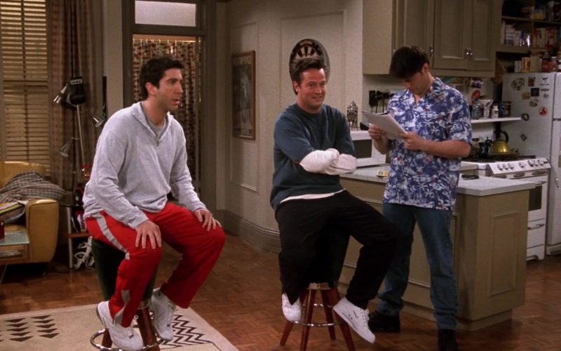 Nike Sneakers Worn by Matthew Perry (Chandler Bing) in Friends Season 8 (1)