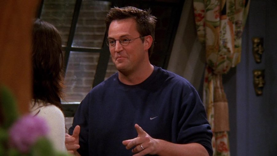 Nike Sweatshirt Worn By Matthew Perry (chandler Bing) In Friends Season 